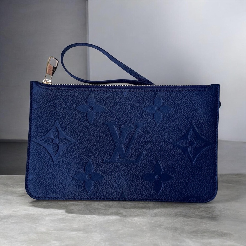 NEW Louis Vuitton Neverfull POCHETTE Navy embossed Monogram Empreinte leather